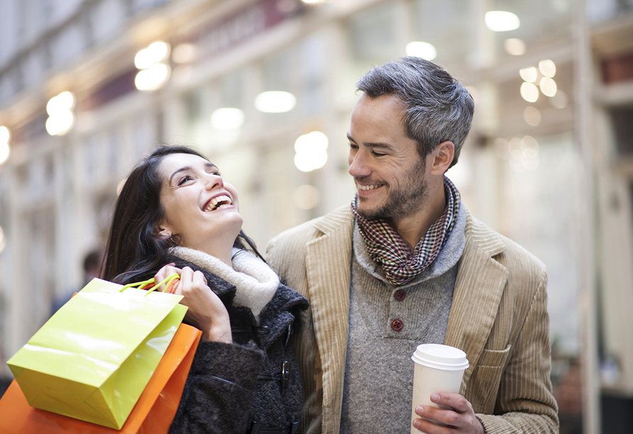 Unternehmen Sie eine Shoppingtour in Hamburg.