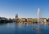 Die Binnenalster in Hamburg verzaubert einfach jeden.