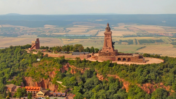 Das Kyffhäuserdenkmal in Thüringen erwartet Sie!