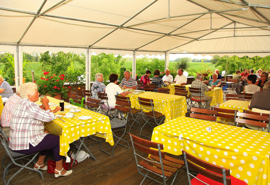 Der Biergarten des Hotels Würdinger Hof lädt zu schönen Stunden ein.