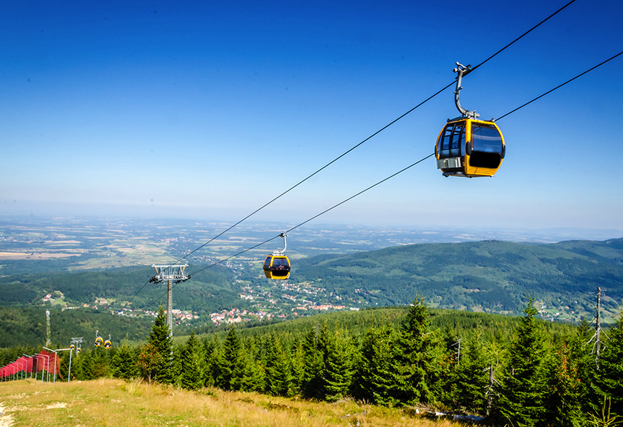 Wie wäre es mit einer Fahrt mit der Seilbahn in Niederschlesien?