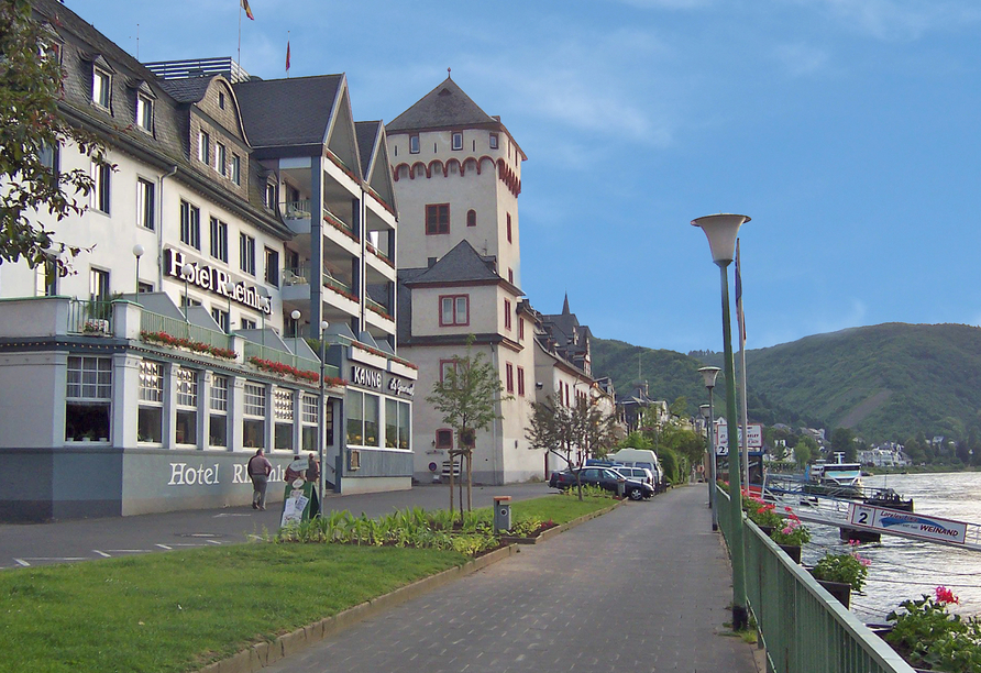 Das Hotel Rheinlust erwartet Sie direkt an der Rheinpromenade in Boppard.