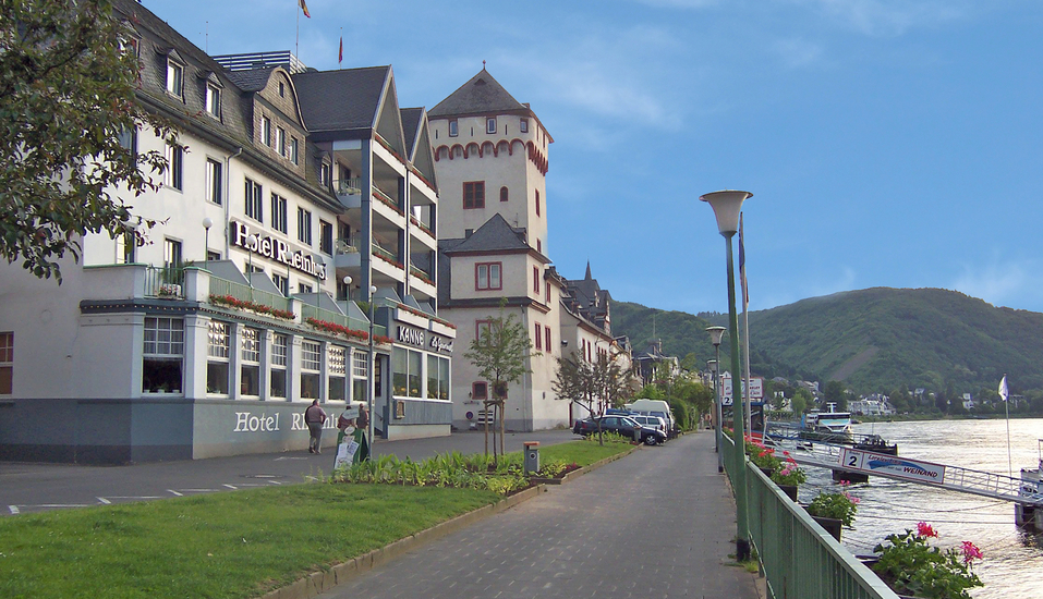 Das Hotel Rheinlust erwartet Sie direkt an der Rheinpromenade in Boppard.