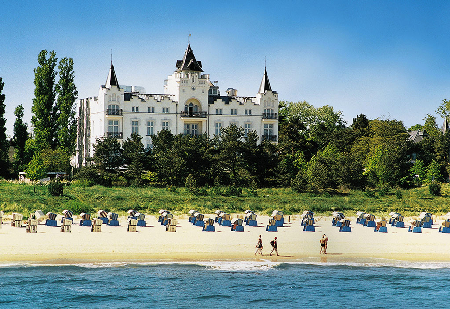 Das Hotel Usedom Palace begrüßt Sie ganz nah am Strand.