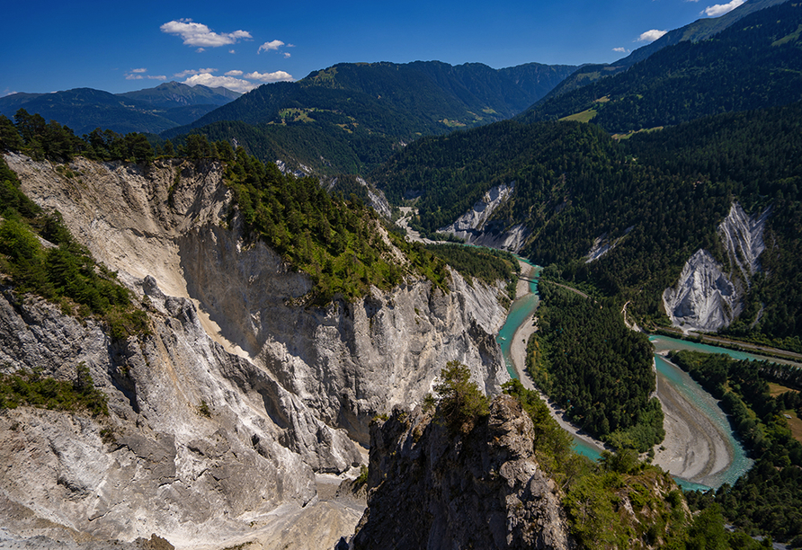 Die eindrucksvolle Rheinschlucht ist ein lohnenswertes Ausflugsziel.