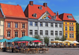 Stadtidylle mit bunten Fassaden erwartet Sie in Stralsund.