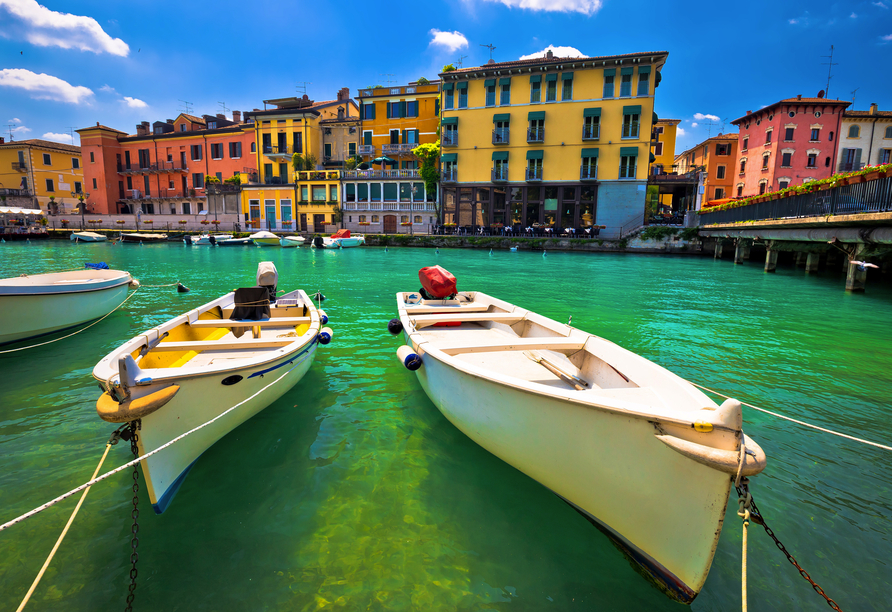 Besuchen Sie unbedingt das nahegelegene Peschiera del Garda.