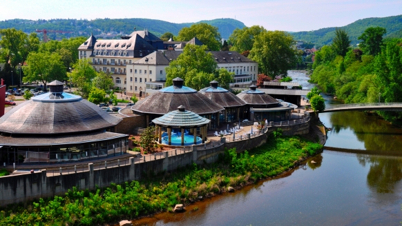 Entspannen Sie in der Therme!