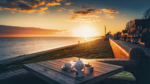 Genießen Sie spektakuläre Sonnenuntergänge in Wilhelmshaven!