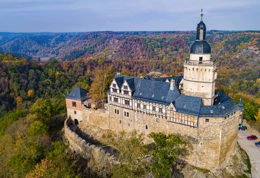 Die Burg Falkenstein befindet sich nicht weit vom Bernstein Schlosshotel Ballenstedt entfernt.