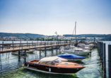 Der Außenbereich des Hotels Hoeri am Bodensee bietet malerische Plätze direkt am See.