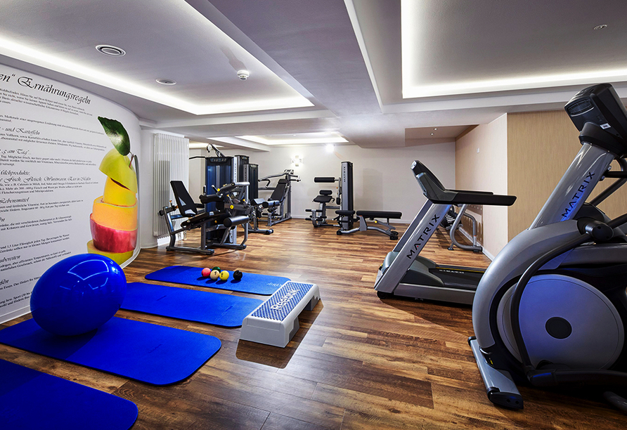 Im Fitnessraum des Göbel's Hotel Quellenhof können Sie sich ordentlich auspowern.