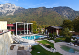 Saunalandschaft mit Bergblick in der RupertusTherme