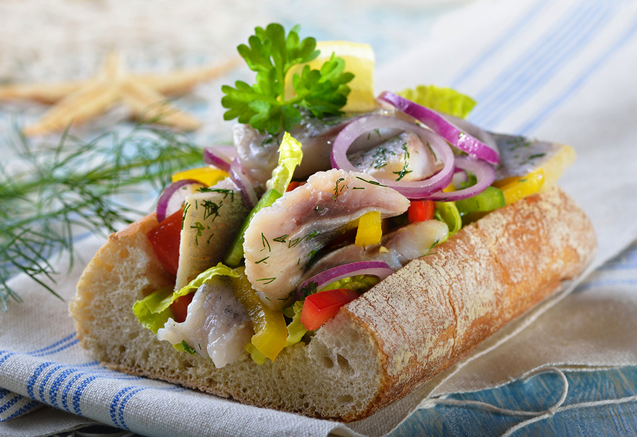 An der Ostsee können Sie täglich fangfrischen Fisch genießen.