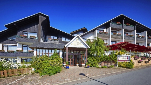 Das Sporthotel zum Hohen Eimberg in Willingen heißt Sie herzlich im Sauerland willkommen!