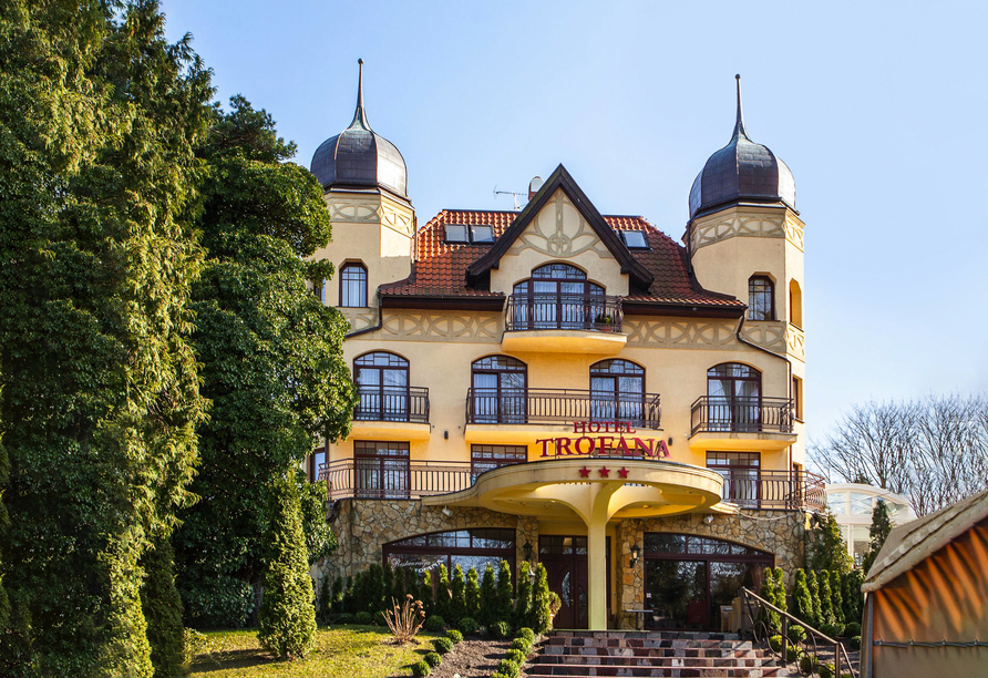 Herzlich willkommen im gemütlichen Hotel Trofana Wellness & Spa. 