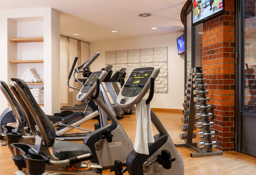 Der Fitnessraum des Dorint Hotels Bremen ist modern ausgestattet und bietet ideale Bedingungen für ein effektives Training.