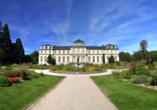 Wandeln Sie auf den Spuren der Kölner Kurfürsten durch das Poppelsdorfer Schloss in Bonn.