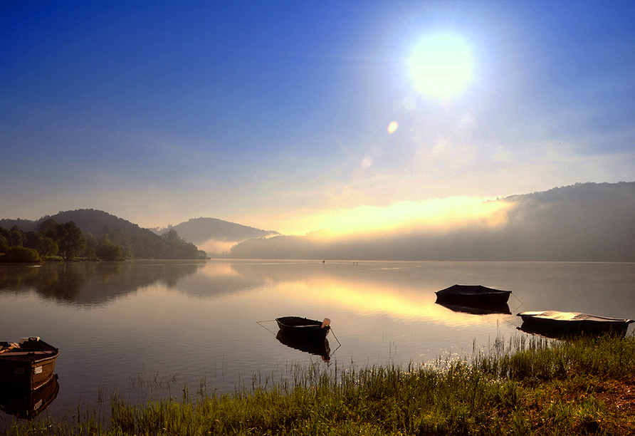 Der schöne Edersee ist zu jeder Jahreszeit sehenswert.