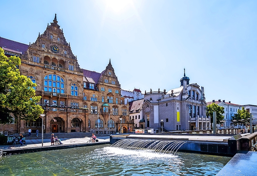 Ein Ausflug nach Bielefeld sollten Sie auf jeden Fall unternehmen.