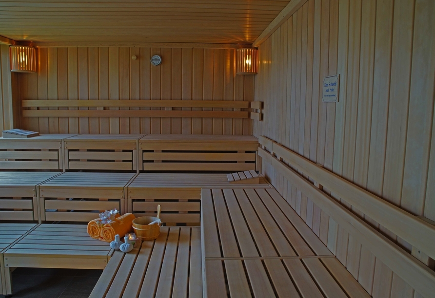 Erholen Sie sich in der Finnischen Sauna des Hotels. 