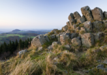 Felsige Landschaften machen Ihre Wanderung in der Rhön zu einem Abenteuer! 