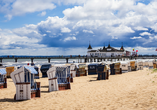 Die Ostsee ist berühmt für ihre Seebrücken – so wie diese in Ahlbeck.