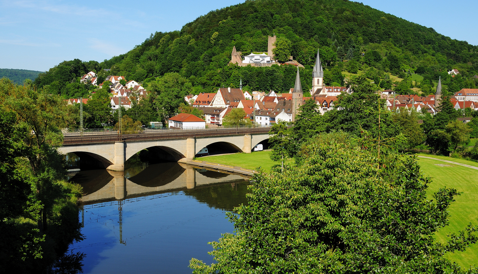 Gemünden am Main, Blick auf die Altstadt mit Fränkischer Saale