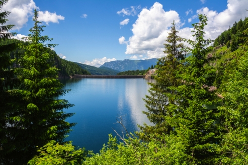 Der Lago di Paneveggio erwartet Sie mit traumhaften Aussichten!