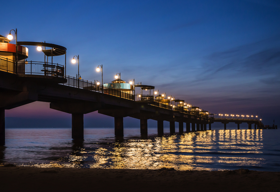 Die beeindruckende Seebrücke bei Misdroy ist vor allem in den Abendstunden ein echtes Highlight.