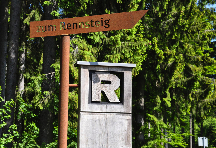 Kaum ein anderer deutscher Wanderweg ist so beliebt wie der Rennsteig.