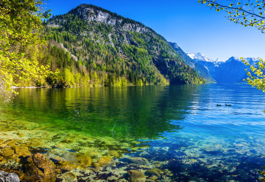 Unternehmen Sie einen Ausflug zum traumhaften Königssee bei Schönau.