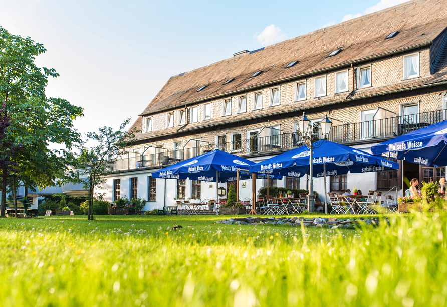 Herzlich Willkommen im Berghotel Hoher Knochen in Schmallenberg.