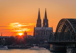 Statten Sie der Domstadt Köln einen Besuch ab.