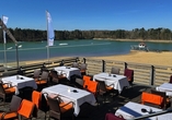 Das einladende Restaurant lässt Urlaubsstimmung aufkommen.