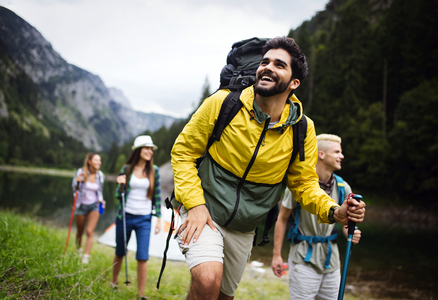 Genießen Sie die Davoser Bergwelt auf verschiedensten Wanderwegen für alle Fitnesslevel.