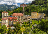 Bei einem Besuch im benachbarten Kurort Bad Gastein bestaunen Sie die Grand Hotels der Belle-Époque.