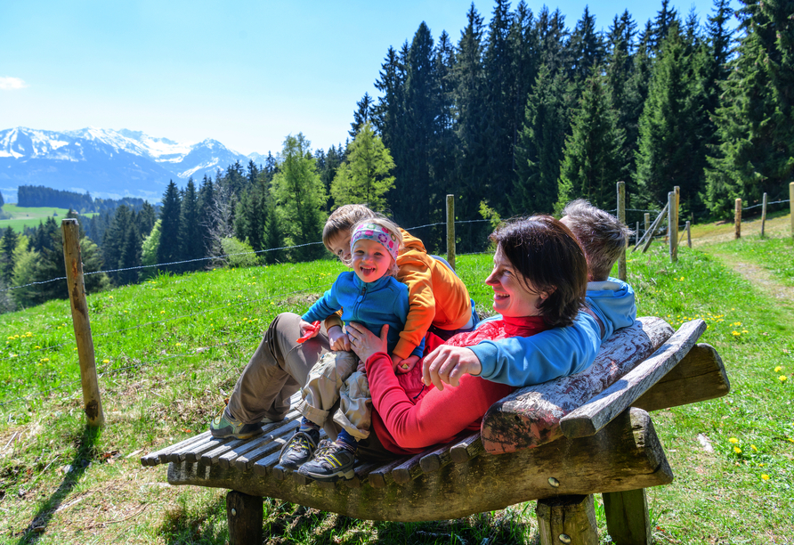 Gehen Sie mit der ganzen Familie wandern.