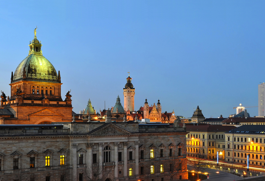 Panoramaansicht von Leipzig am Abend