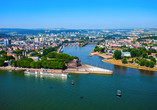 Ihr Ausblick von der Festung Ehrenbreitstein auf Koblenz und das Deutsche Eck.