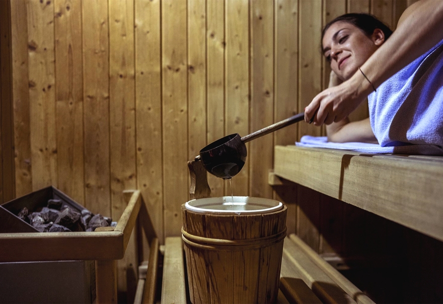 Entspannen Sie in der Sauna Ihres Hotels.