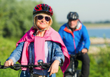 Machen Sie eine Fahrradtour, um die Umgebung bequem zu erkunden.