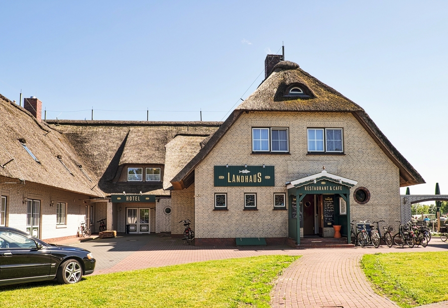 Außenansicht des Hotels Landhaus Großes Meer