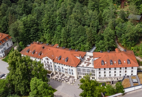 Das Robenstein Aktivhotel & SPA liegt mit seinem Saunadorf idyllisch im Bayerischen Wald.