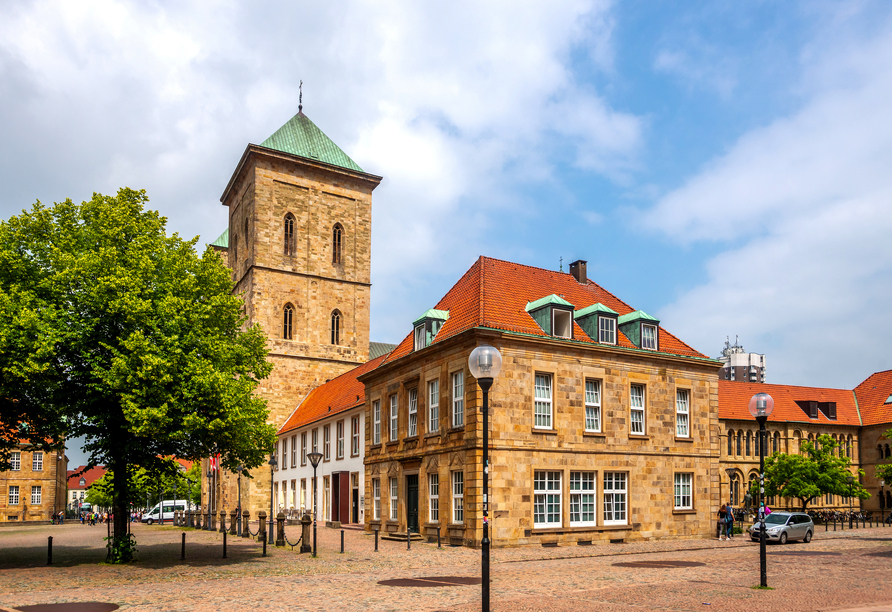 Machen Sie einen Ausflug nach Osnabrück und besichtigen Sie den St. Peters Dom.