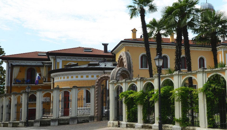 Das Hotel Arciduca Charming House begrüßt Sie herzlich in Arco.