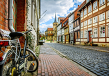 Die Altstadt von Goslar befindet sich ganz in der Nähe und lädt zur Erkundung ein.