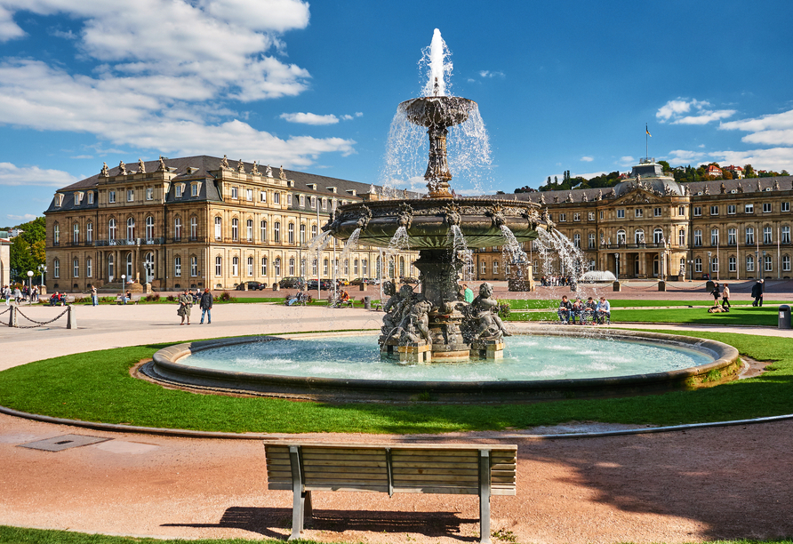 Besichtigen Sie den Schlossplatz in Stuttgart.