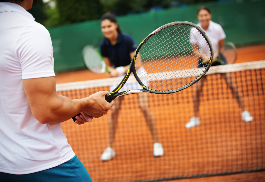 Das Hotel bietet ebenso zahlreiche Aktivitäten wie Tennis, Golf oder Klettern.