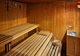 Entspannen Sie in der Sauna.